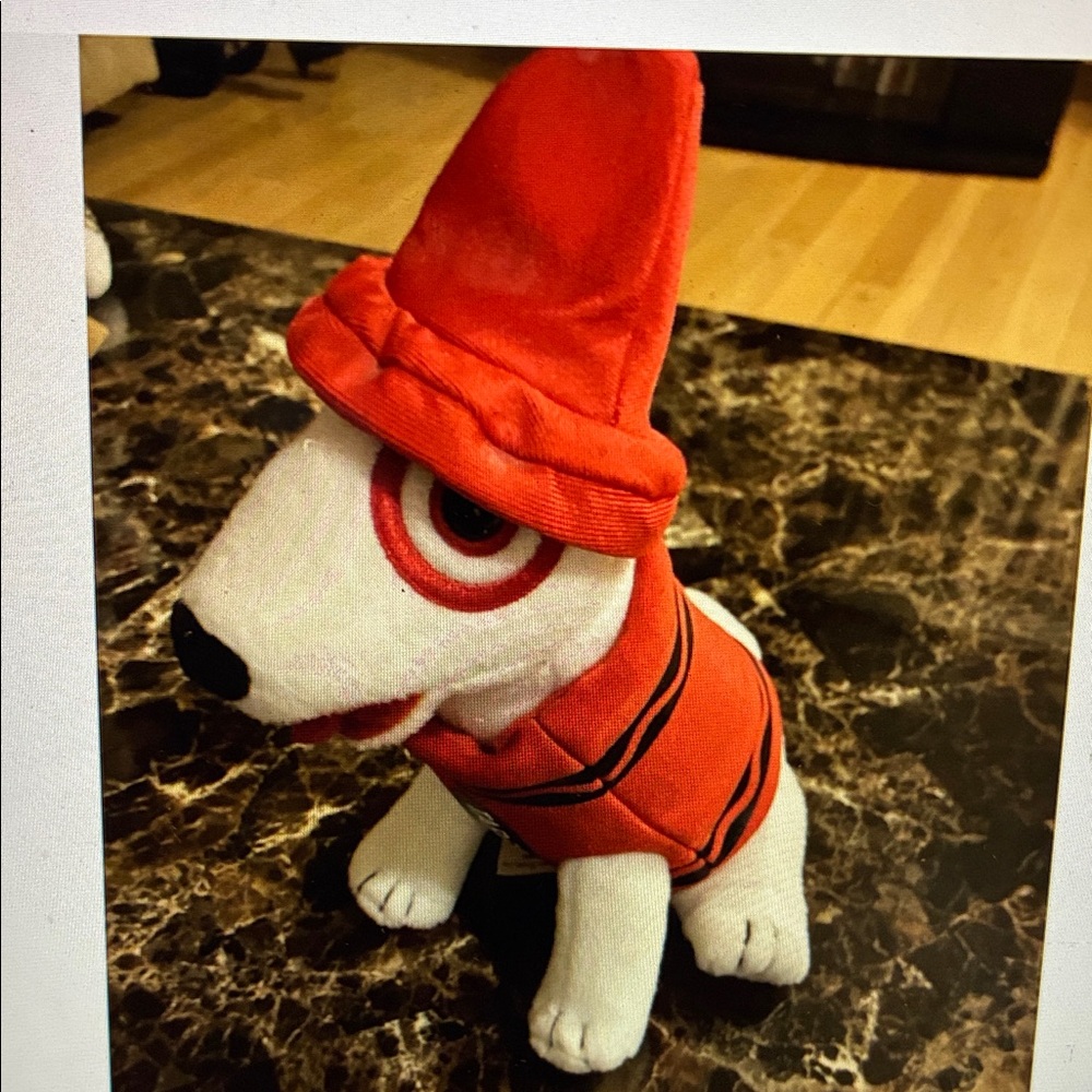 Target Bullseye Dog Plush Toy Red Crayon costume limited edition #1752 of 2200